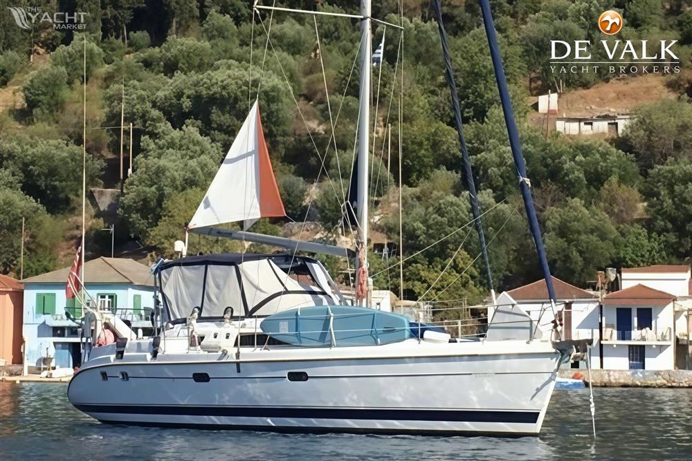 Hunter Passage 450 - Picture 1