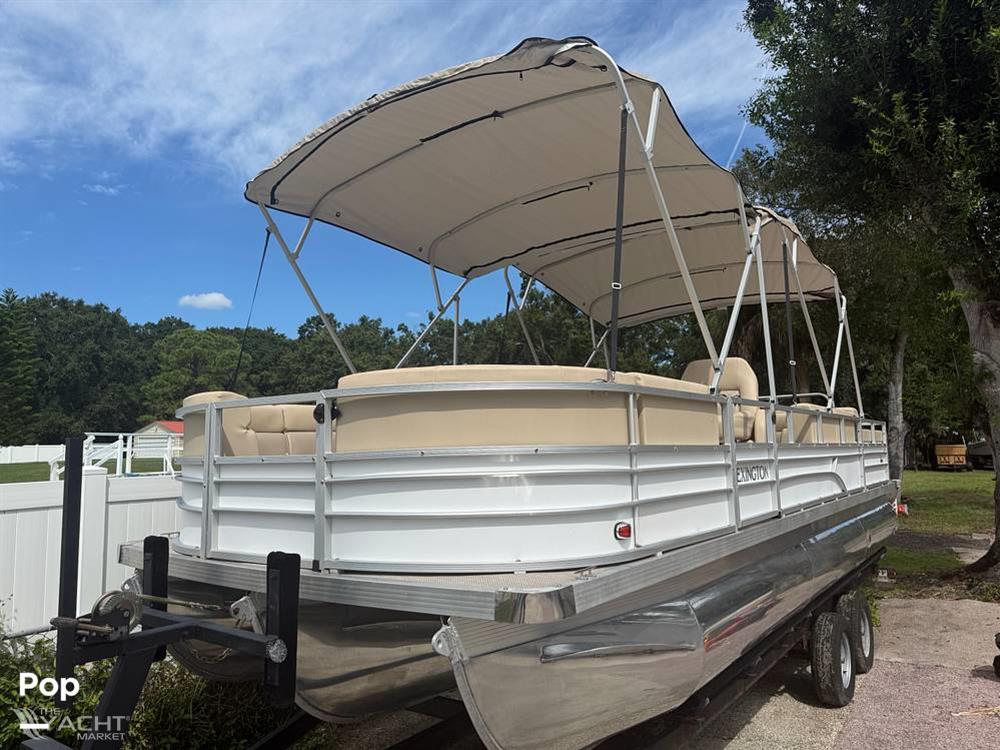 Lexington 625 - 2020 Lexington 625 - Photo #1