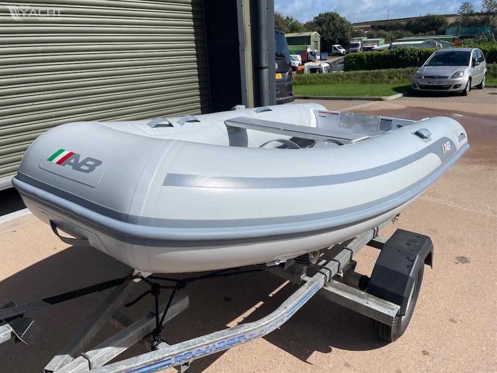 AB 9&#39; Lammina Rib Tender