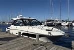 SeaRay 320 Sundancer