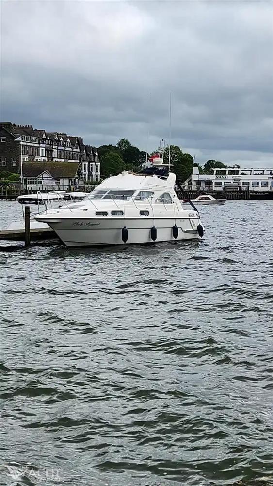 Sealine 320 Statesman