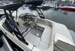 Sea Ray SPX 210