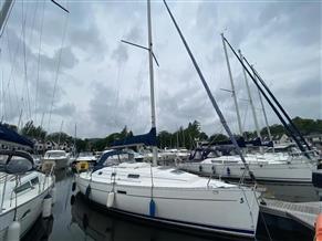 Beneteau Oceanis 311