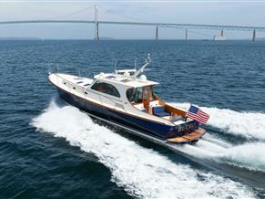 Hinckley Talaria 44 MY