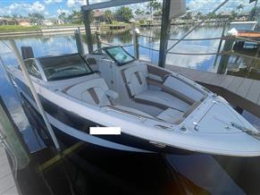 Four Winns H260 Horizon