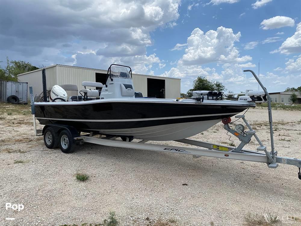 Epic 22sc - 2015 Epic 22SC Bay Boat