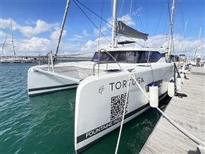 Fountaine Pajot Isla 40