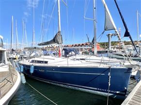 Beneteau 37