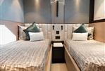 Sunseeker Manhattan 68 - 34 - Twin Cabin