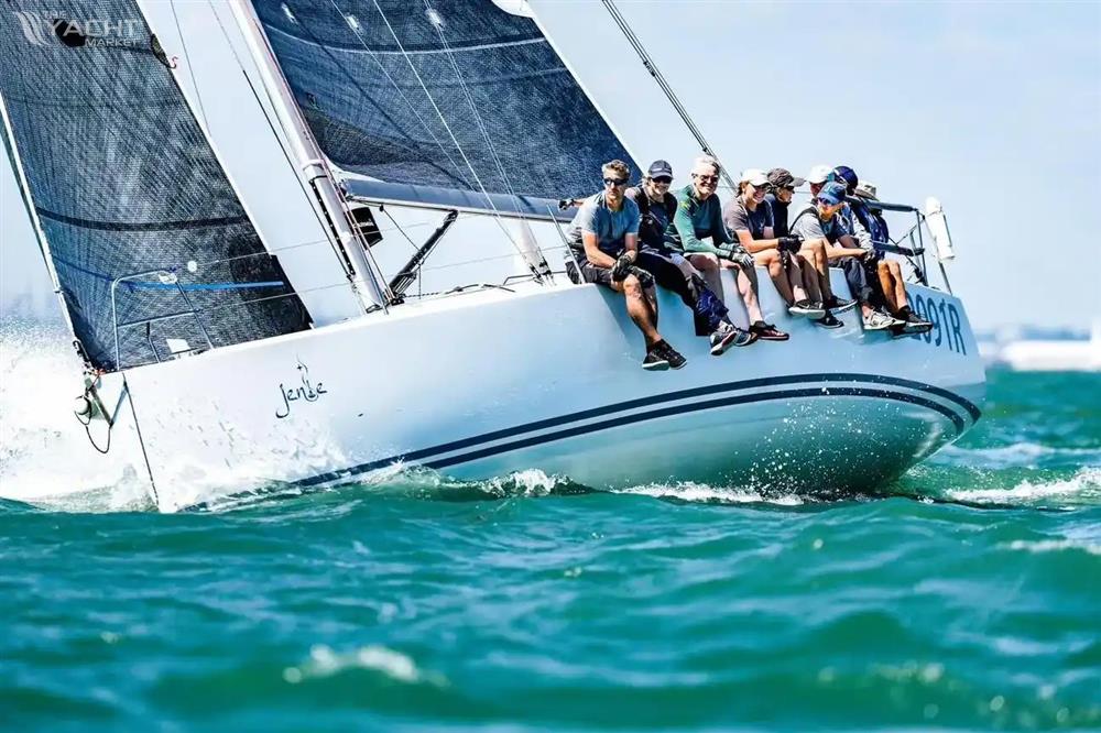 J Boats J109