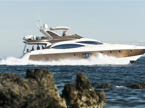 Azimut 68E