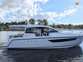 Sealine C330
