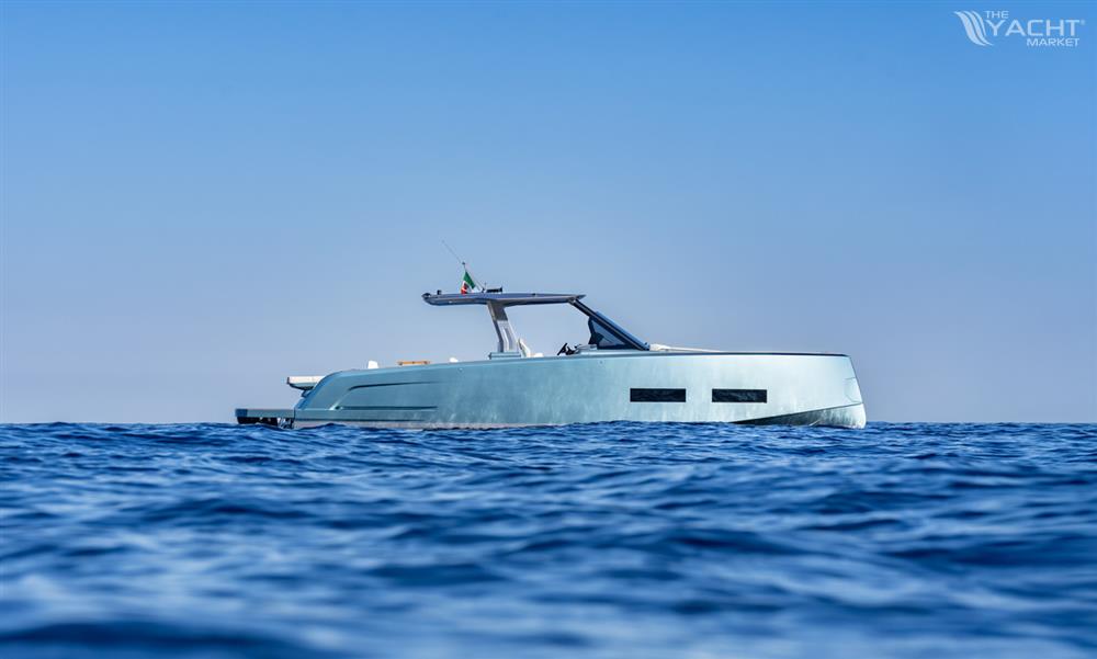 PARDO YACHTS 43  ON STOCK