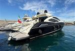 Sunseeker Predator 64 - 02.jpeg