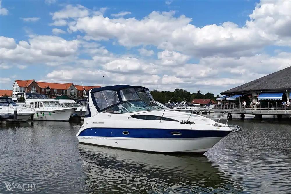 Bayliner 275