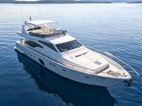 Ferretti 681