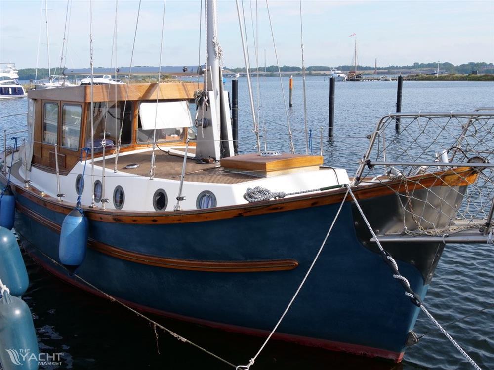 Colvic 29  Coaster  Custom - BA920375-CFB5-42DA-B40D-849CA6407A93_1_105_c.jpeg