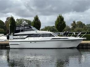 Broom Monarch Ocean 42