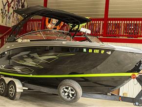 Yamaha Boats 255 XD