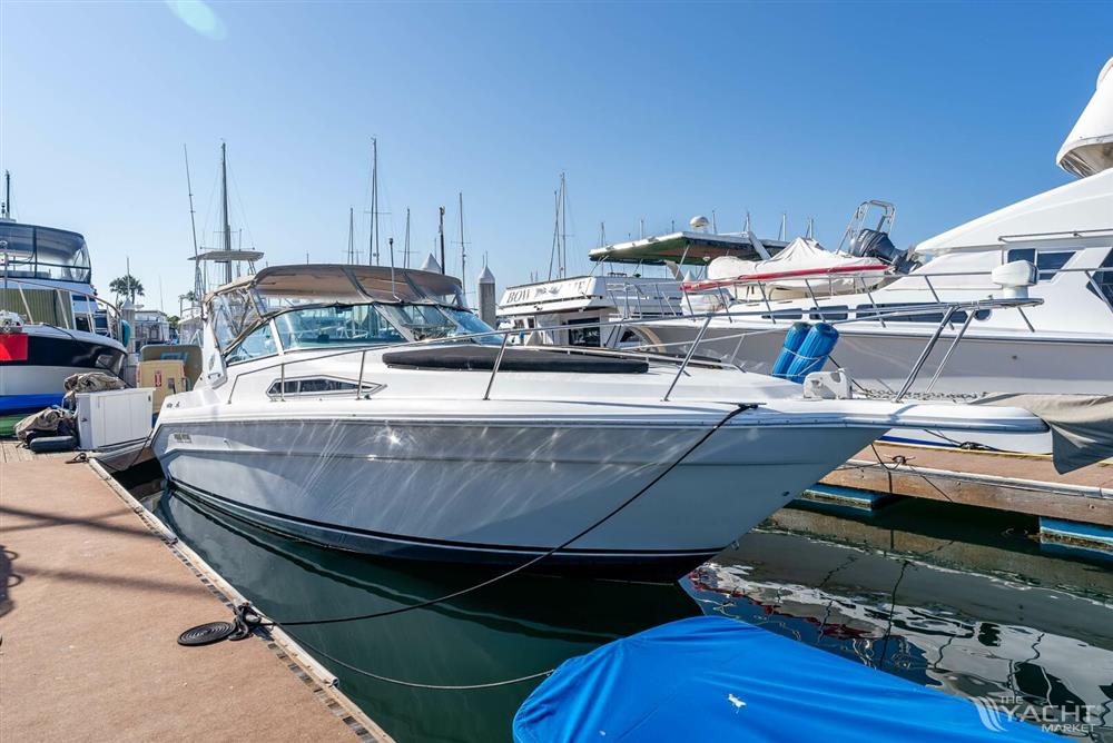 Sea Ray 330 Sundancer