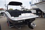 SeaRay 230SPX Bowrider