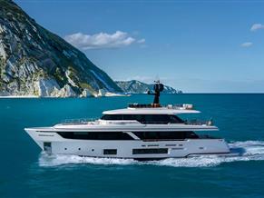 Custom Line Navetta 30
