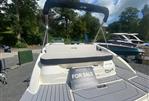 Sea Ray SPX 210