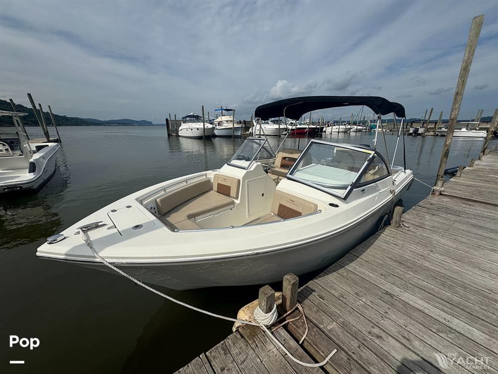Cobia 220 DC - 2024 Cobia 220 DC - Photo #1