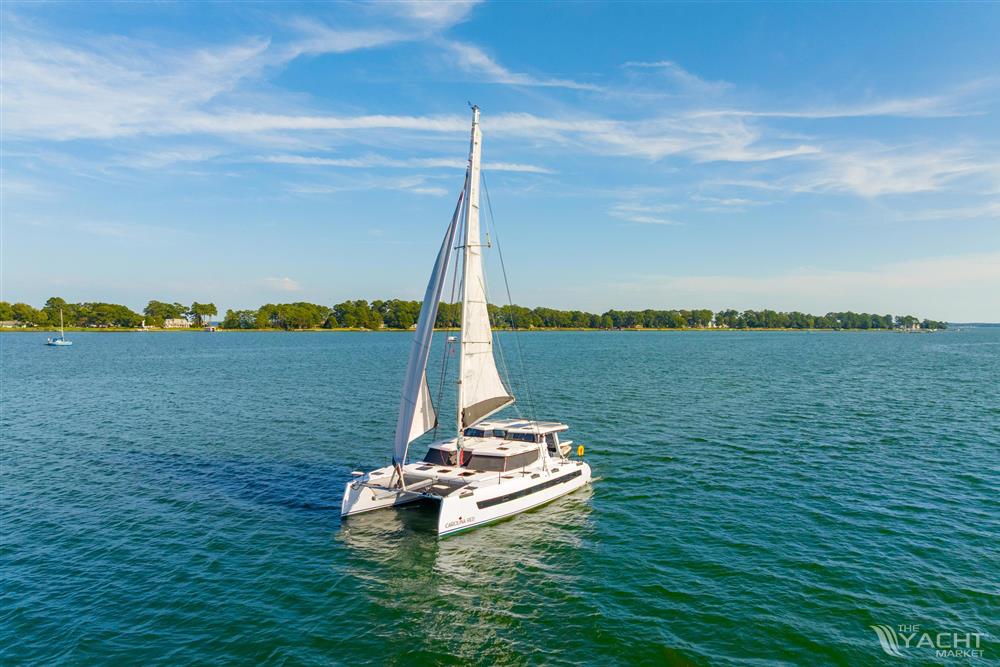 St Francis 460 Hybrid