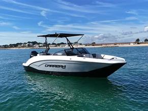 Carrera Boats 225