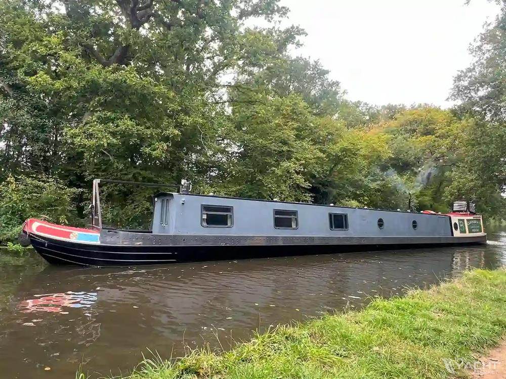 Mel Davis 70ft Narrowboat