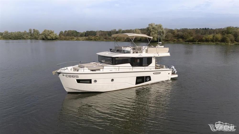 Cranchi Eco Trawler 43 Long Distance