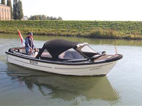 Antaris 630 Flying Lounge