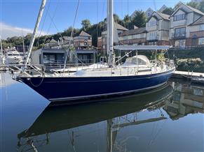 Camper and Nicholson 476