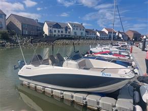 Quicksilver 555 Active Open