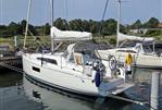 Beneteau Oceanis 30.1