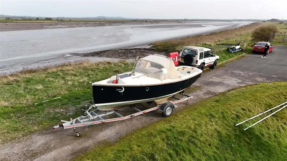 Cornish Crabbers Clam 19