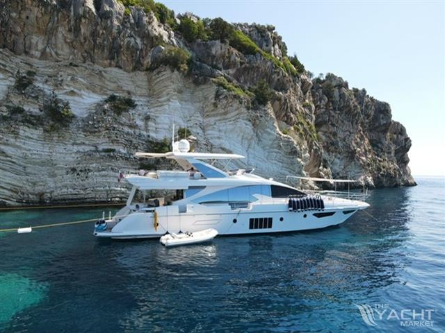 Azimut 80