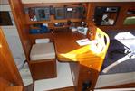 Moody 31 MKII - Companionway and chart table