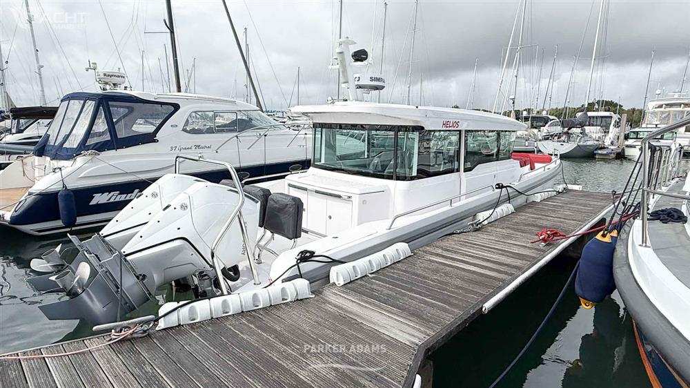 Axopar 31 XC Cross Cabin