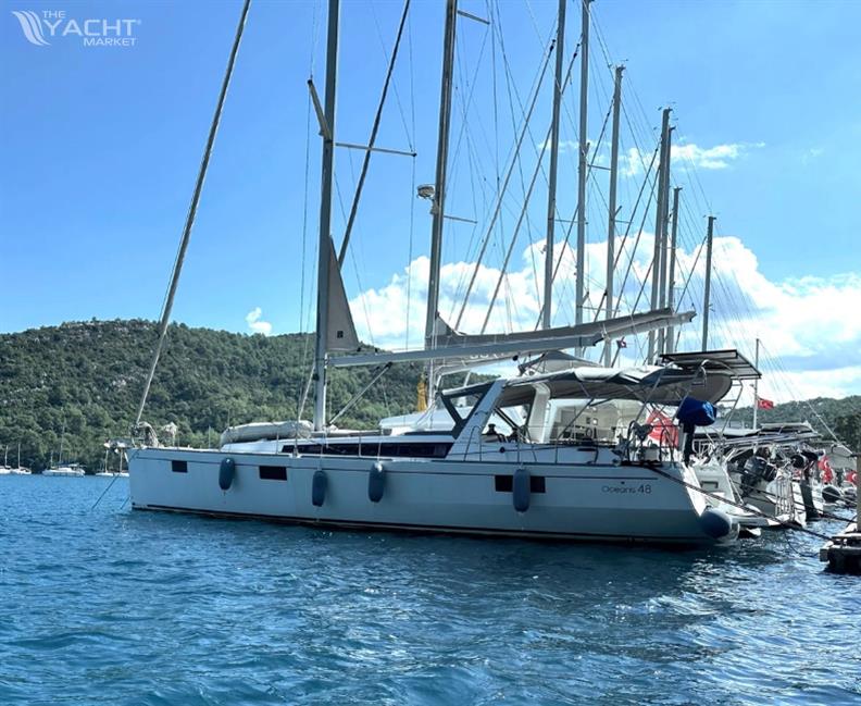 Beneteau Oceanis 48
