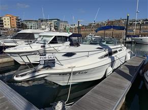 Rinker 260 Fiesta Vee