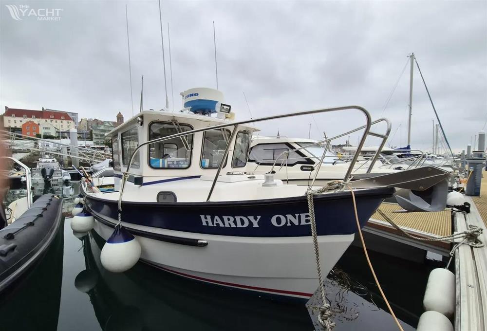 Hardy 24 Fishing