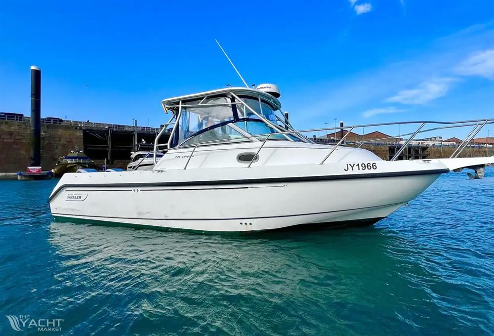 Boston Whaler 275 Conquest