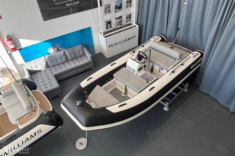 Williams Jet Tenders Sportjet 435 - 2018 Williams Jet Tenders Sportjet 435 displayed in showroom with modern decor.