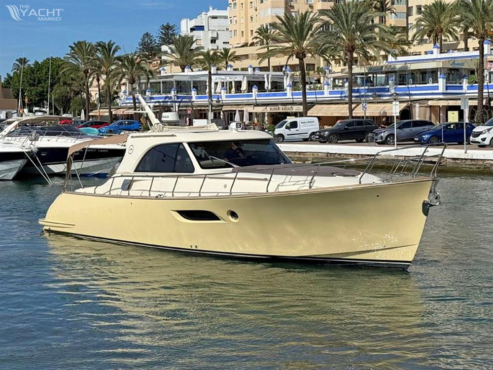 MOCHI CRAFT Mochi Dolphin 44 - Mochi Dolphin 44