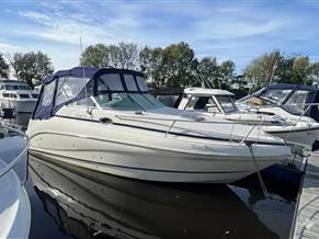 Rinker 242 FIESTA VEE