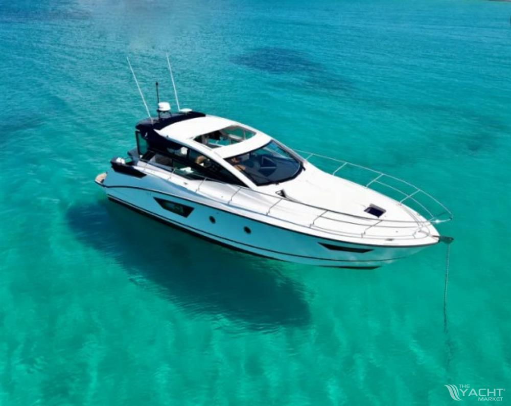Beneteau Beneteau GT46 - Used Power Power Boat for sale