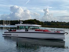 AXOPAR Axopar 37 XC Cross Cabin