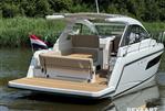 Sealine S335